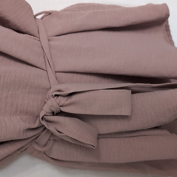 White Birch Mauve Nude Cap Sleeve Tie Waist Blouse Size Small - Picture 4 of 7